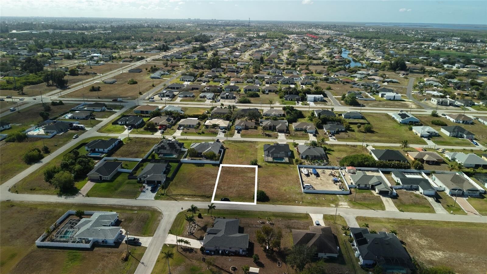 Property Photo: 2502 NW 1st Street FL 33993