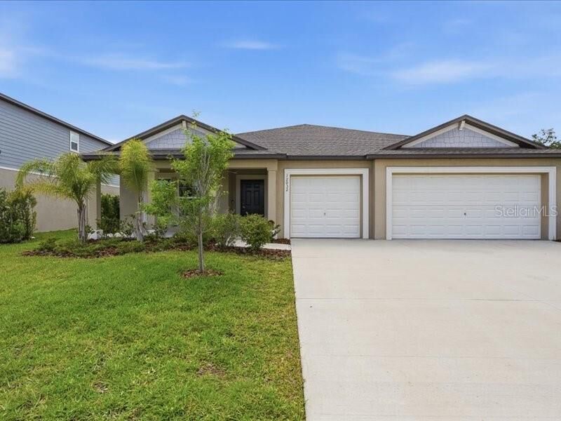 Property Photo: 12032 Blue Diamond Trail FL 34219