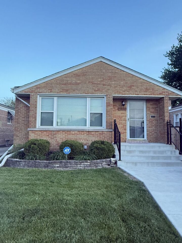 Property Photo:  3725 W 80th Street  IL 60652 