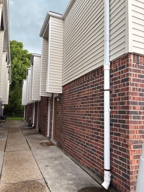 Property Photo:  212 Manson Avenue A  LA 70001 