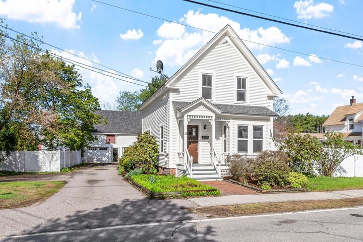 Property Photo:  72 North Lincoln Street  NH 03431 