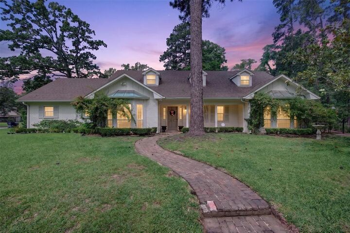 Property Photo:  634 Balmoral Drive  LA 71106 