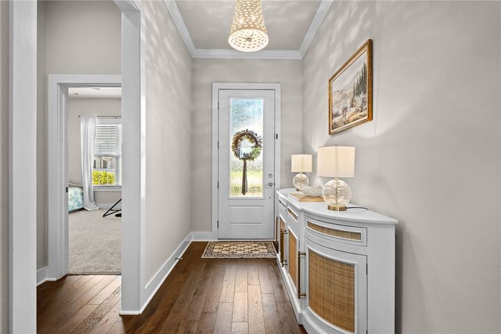Property Photo:  1502 Ridgewood Avenue  AR 72745 