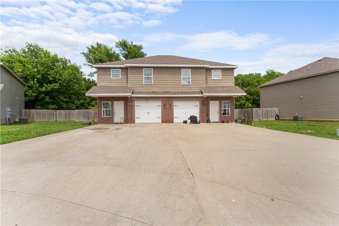 Property Photo:  840 Baker Street NW  AR 72736 