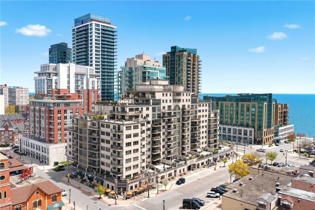Property Photo:  399 Elizabeth Street 1202  ON L7R 0A4 