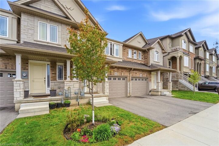 Property Photo: 104 Laguna Village Crescent ON L0R 1P0