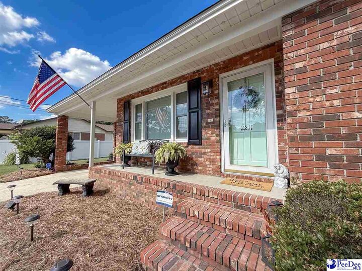 Property Photo:  2211 Eaton Circle  SC 29501 