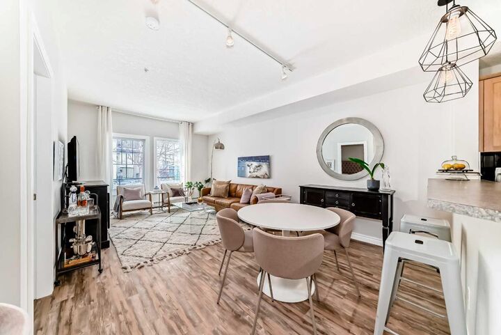 Property Photo:  60 Royal Oak Plaza NW 138  AB T3G 0A7 