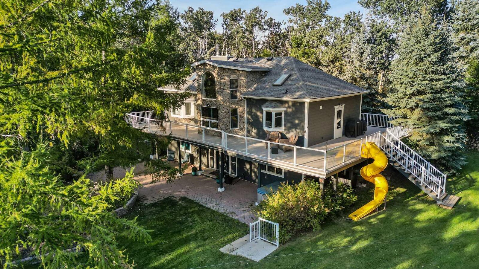Property Photo:  261017 Range Road 244  AB T1P 0L1 