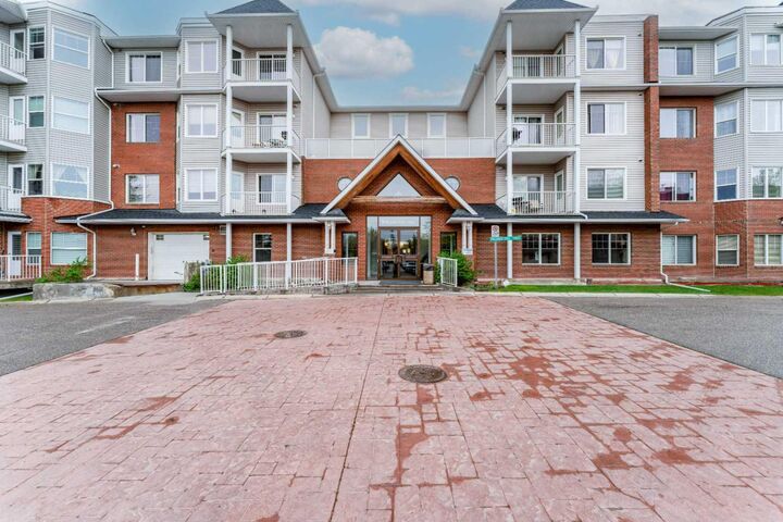 8 Prestwick Pond Terrace SE 206 — photo 1
