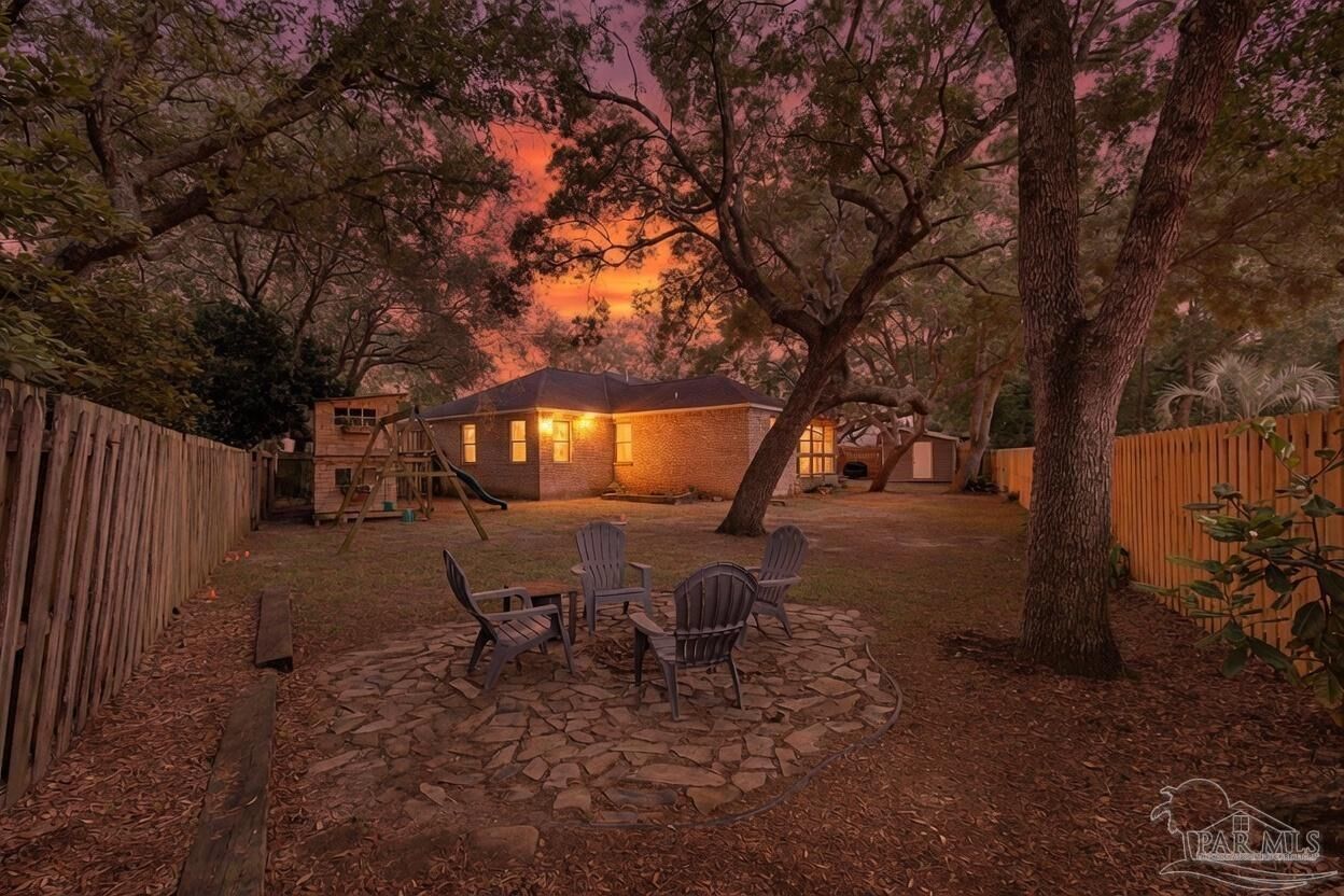 Property Photo: 2841 Winners Cir Dr FL 32566