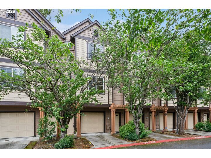 Property Photo: 775 SW Dillan Dr OR 97006