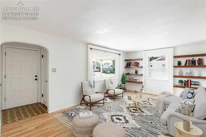 Property Photo:  633 S Prairie Avenue  CO 81005 