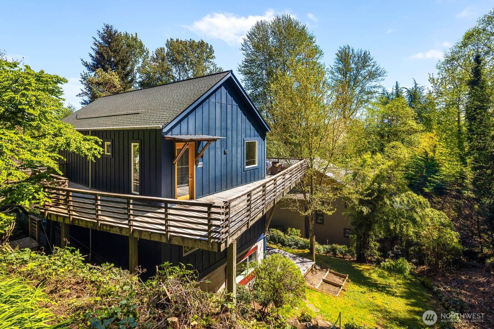 Property Photo:  15504 SE 18th Street  WA 98007 