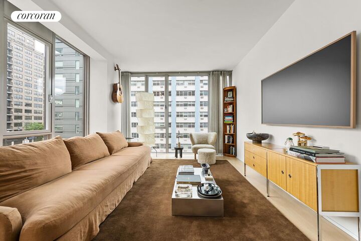 Property Photo:  110 3rd Avenue 4C  NY 10003 