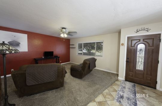 Property Photo:  1105 W Willow Ave  CA 93555 