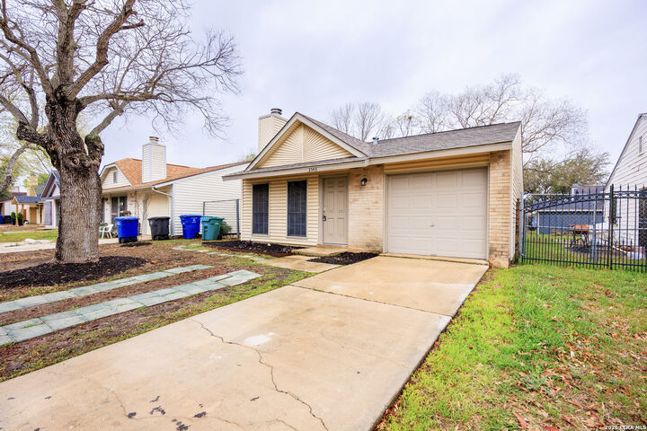 Property Photo: 3543 Bottomless Lk TX 78222