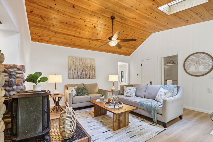 Property Photo: 825 Creek Drive CA 95006