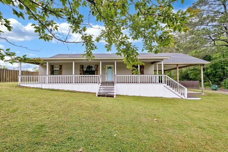Property Photo:  405 Co Rd 1371  AL 35179 