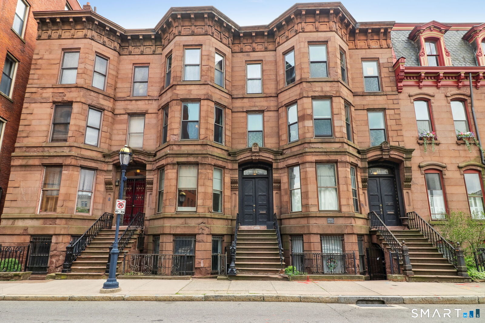 Property Photo:  15 Capitol Avenue B  CT 06106 