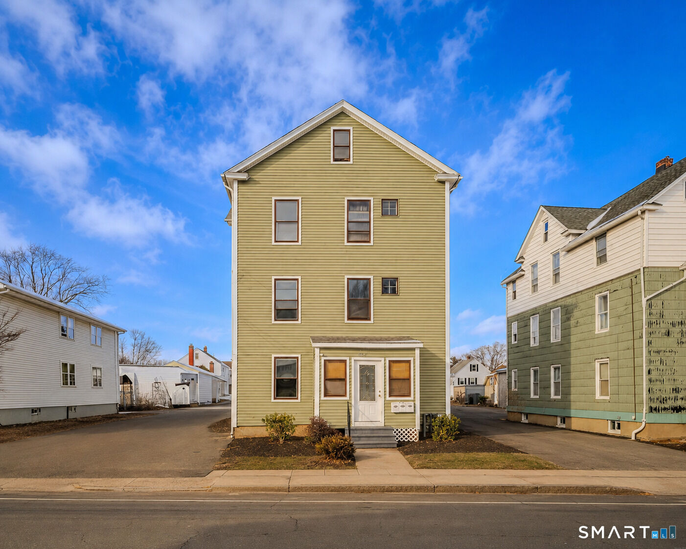 Property Photo: 422 Allen Street CT 06053