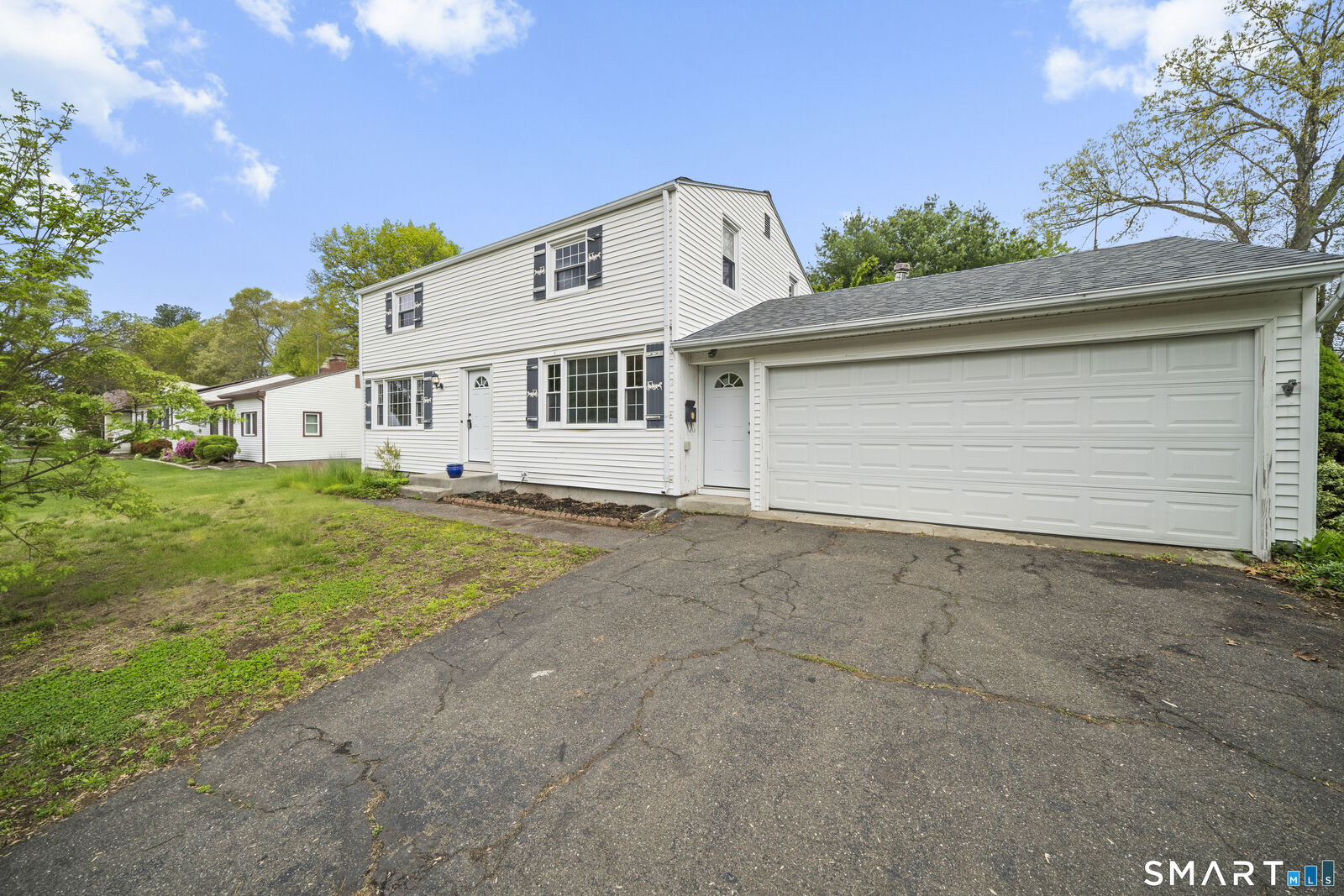 Property Photo:  25 Putnam Drive  CT 06082 