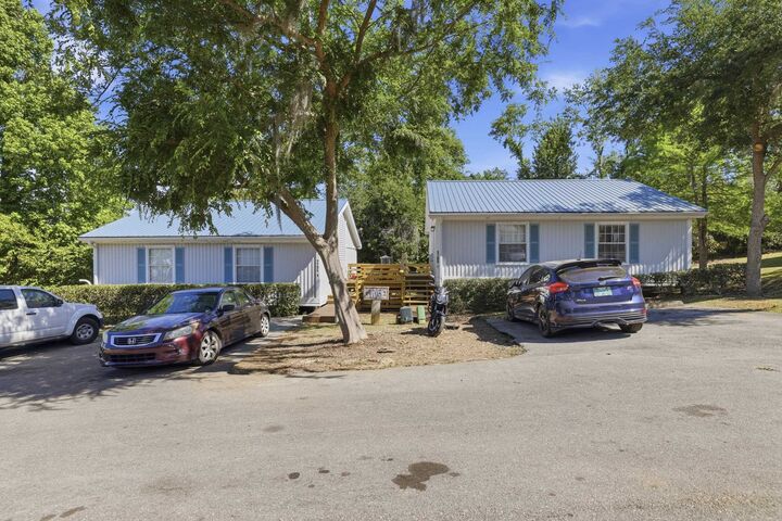 Property Photo: 1708 & 1709 S Gadsden & Calhoun St Street - FL 32301