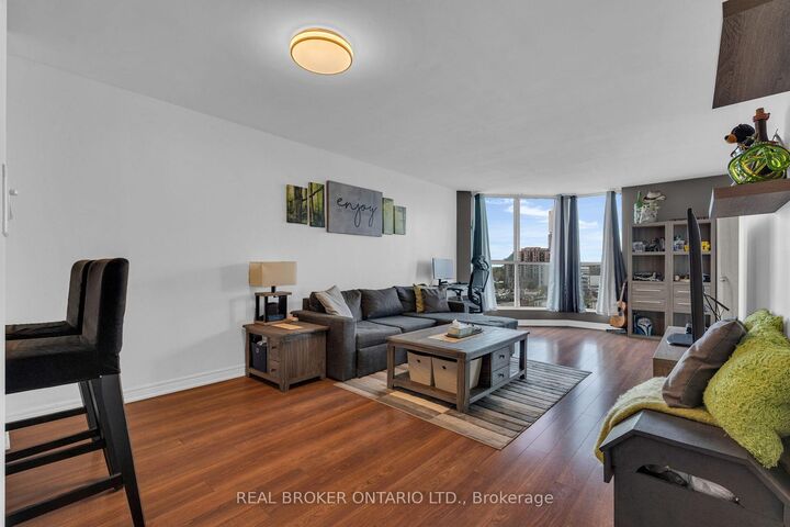 Property Photo: 140 Dunlop Street E 704 ON L4M 6H9