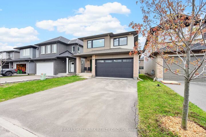 Property Photo:  843 Sendero Way  ON K2S 2W9 