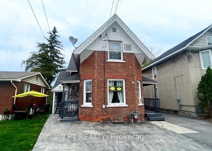 71 McGonigal Street W — photo 1
