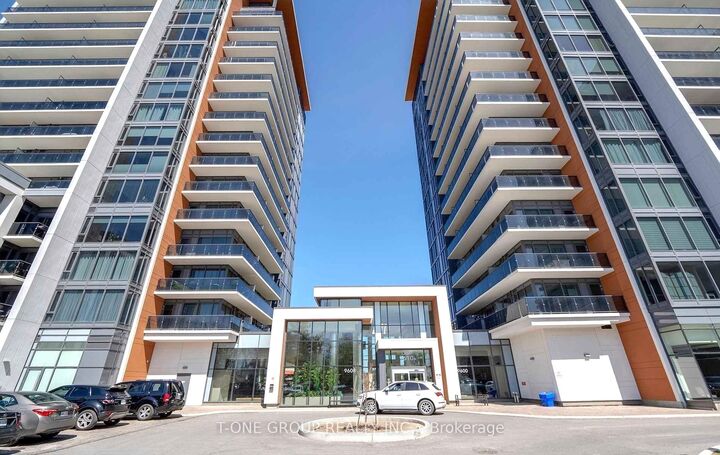 Property Photo: 9600 Yonge Street 912 ON L4C 1V6