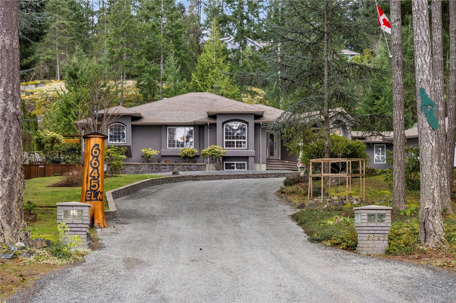 Property Photo:  6645 Elm Rd  BC V0R 2H0 