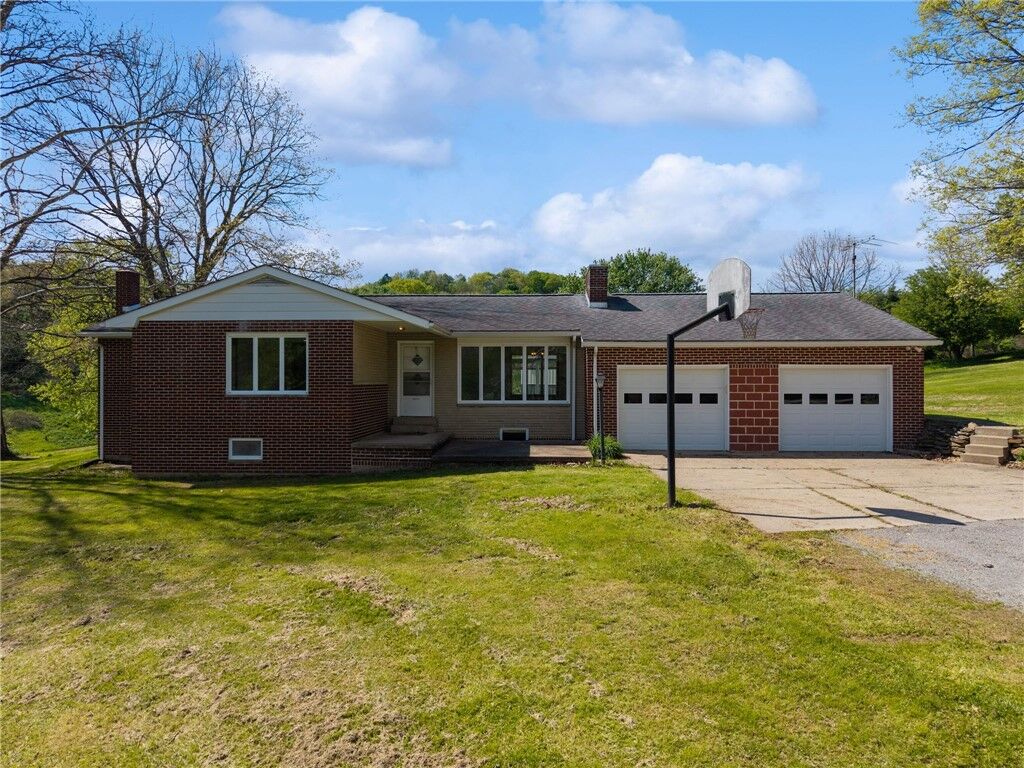 Property Photo: 6234 Schafer Dr PA 15068