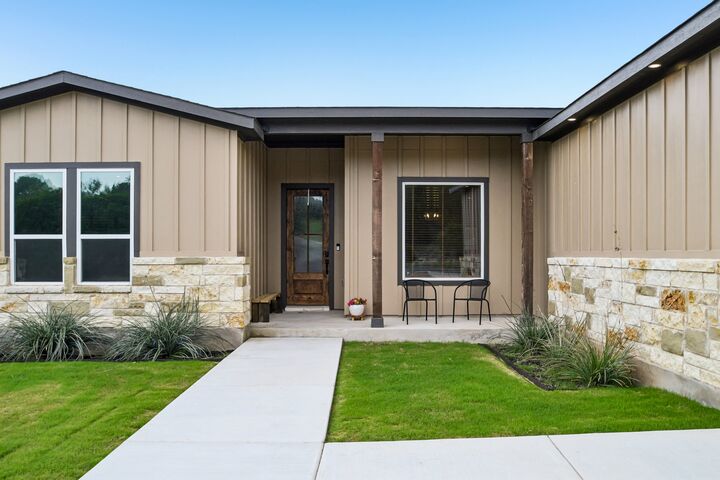 Property Photo: 21422 Santa Rosa Avenue TX 78645