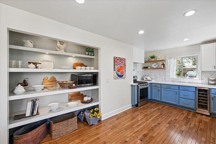 Property Photo: 2435 Short Lane CA 95603