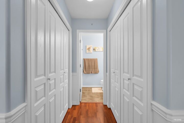 Property Photo:  215 Twelfth Street 505  BC V3M 4H4 