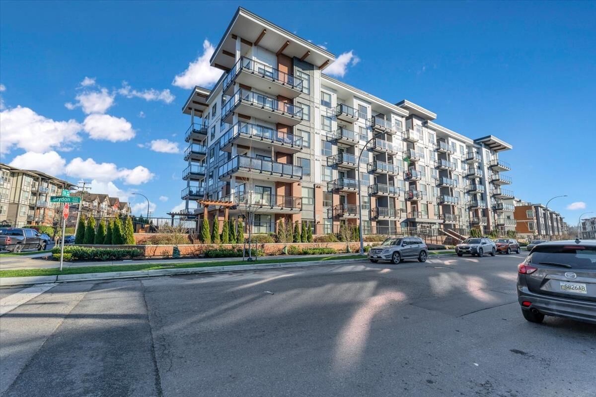 Property Photo:  5504 Brydon Crescent 212  BC V3A 0R3 