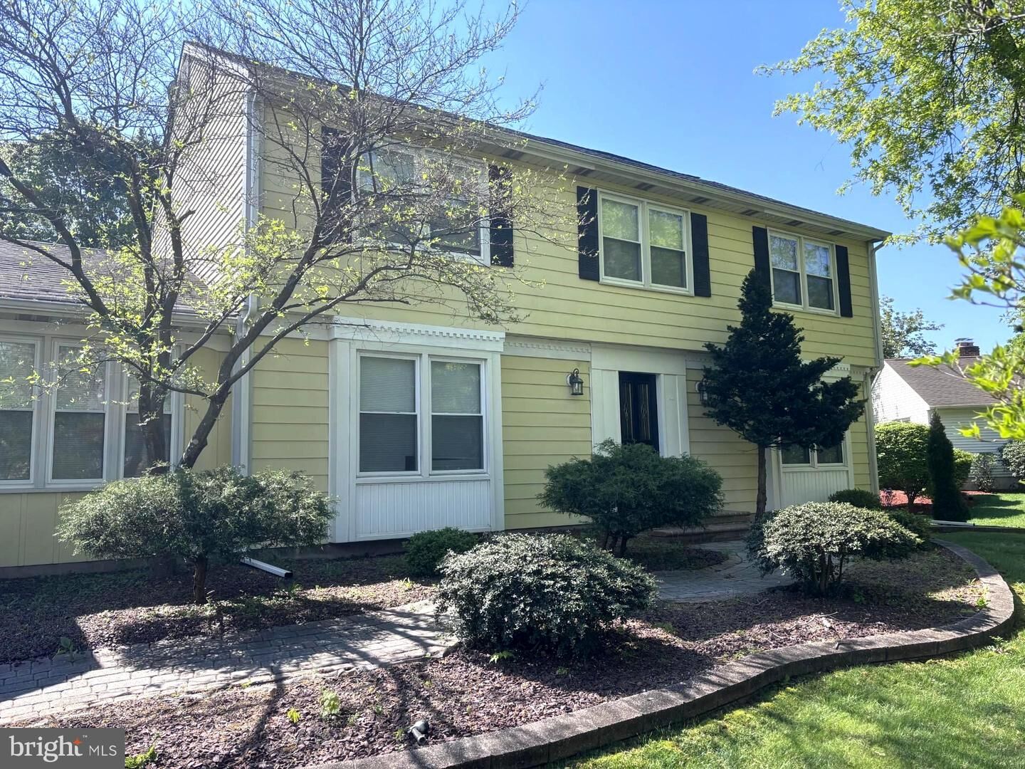 Property Photo:  27 W Cartwright Drive  NJ 08550 