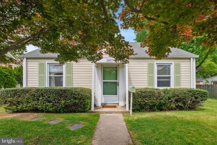 Property Photo:  2807 Sheraton Street  MD 20906 