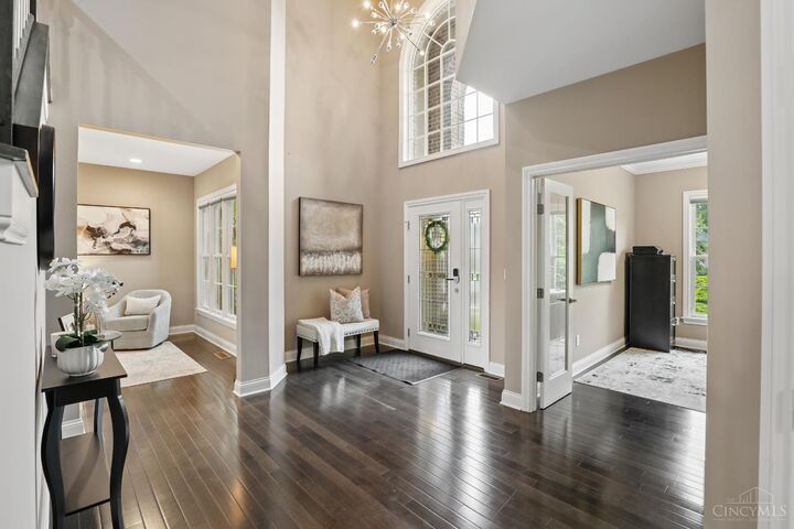 Property Photo:  431 Trailview Court  OH 45244 