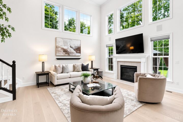 Property Photo: 431 Trailview Court OH 45244