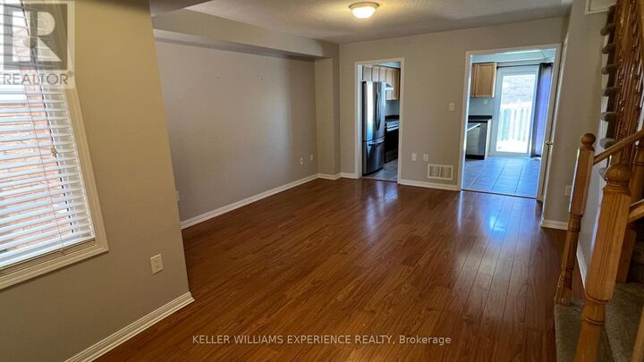 Property Photo:  76 Commonwealth Road  ON L4M 0C9 