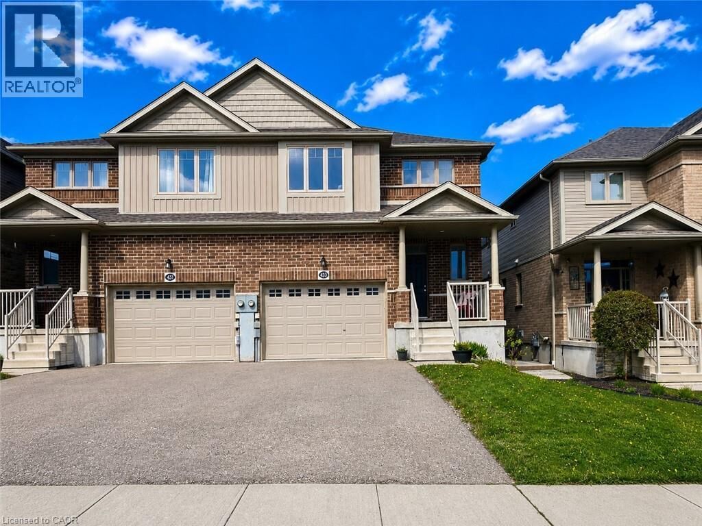 Property Photo:  433 Avens Street  ON N2V 0B5 