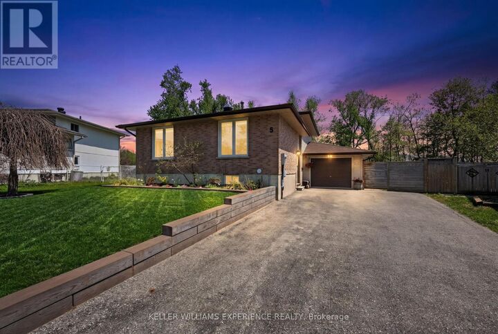 Property Photo: 5 Atwood Court ON L4N 4V3
