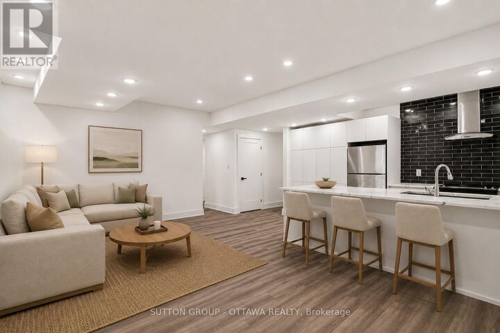 Property Photo:  17 Lotta Avenue  ON K2G 2A9 