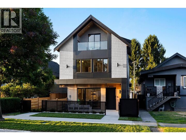 Property Photo:  2435 Napier Street 1  BC V5K 2W2 