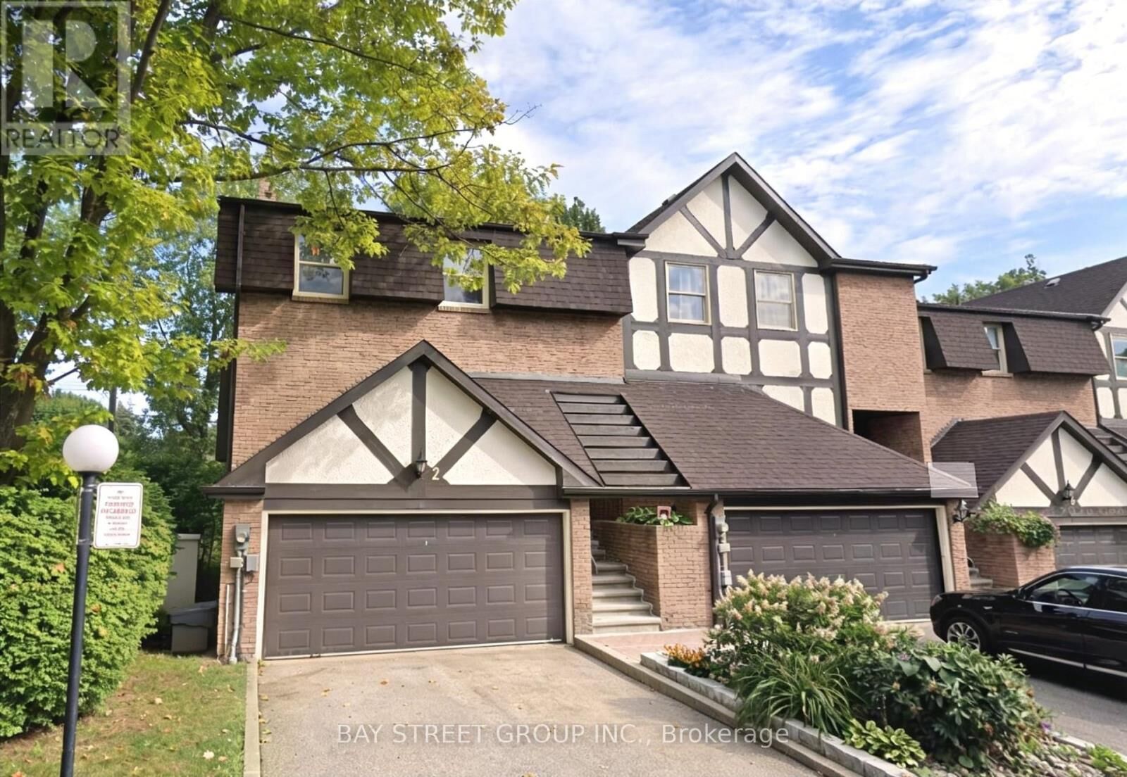 Property Photo:  2 Morning Glory Way  ON M2H 3M2 