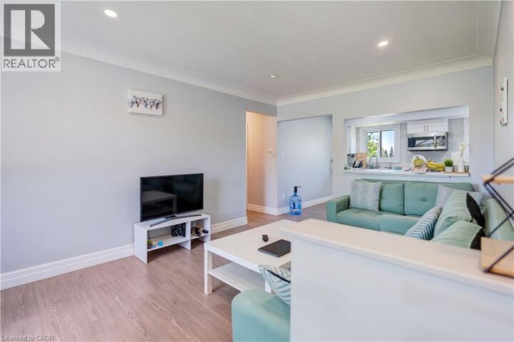 Property Photo:  100 Lauris Avenue  ON N1R 5L4 