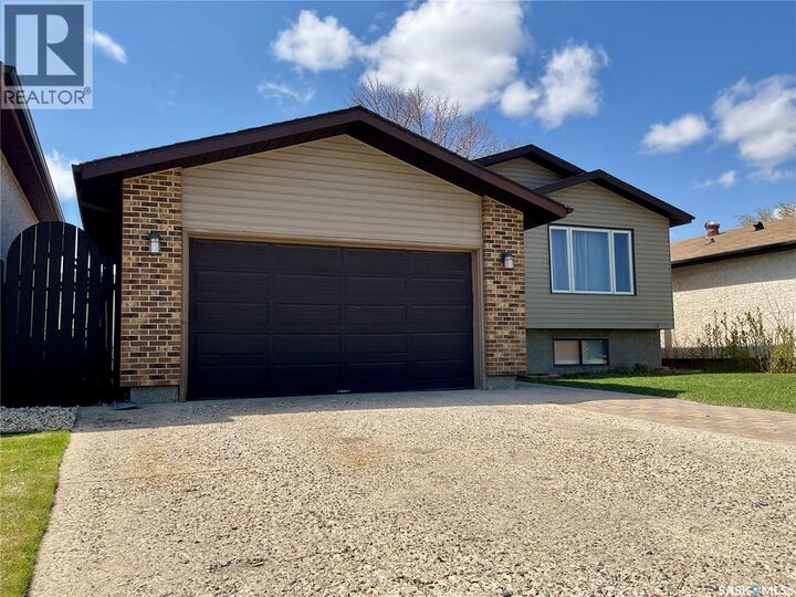 Property Photo:  1134 Brown Street  SK S4N 6K6 