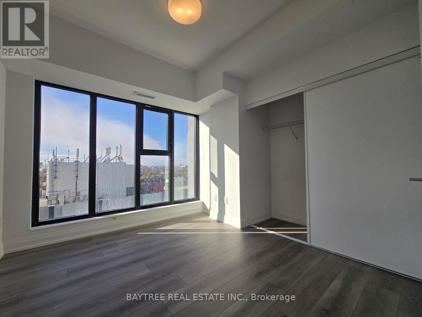Property Photo:  20 Soudan Avenue 2308  ON M4S 0E2 